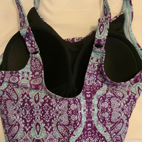 Sea & Sand Beachwear One Piece Bathing suit - Picture 4 of 7